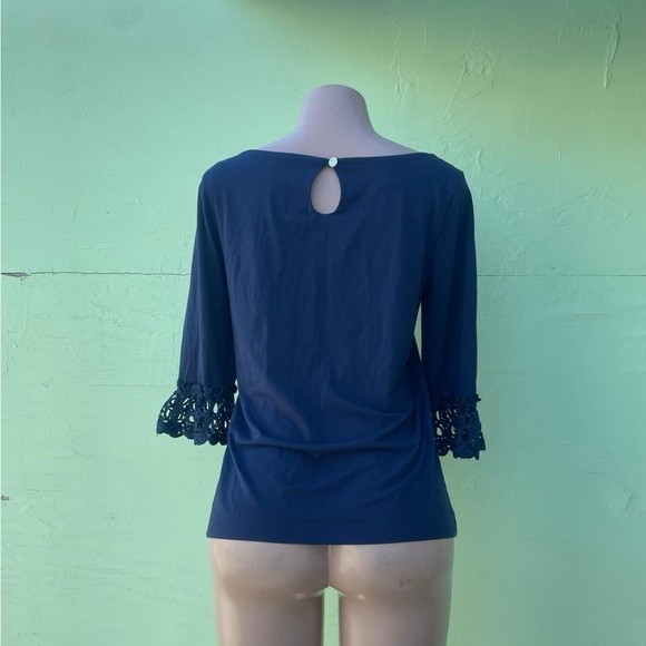 Lilly Pulitzer Navy Blouse with Lace Cuffs - Picture 4 of 7